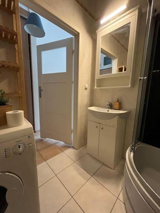 Apartament Warszawa Kabaty エクステリア 写真